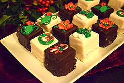 A COCKTAIL CHRISTMAS PARTY